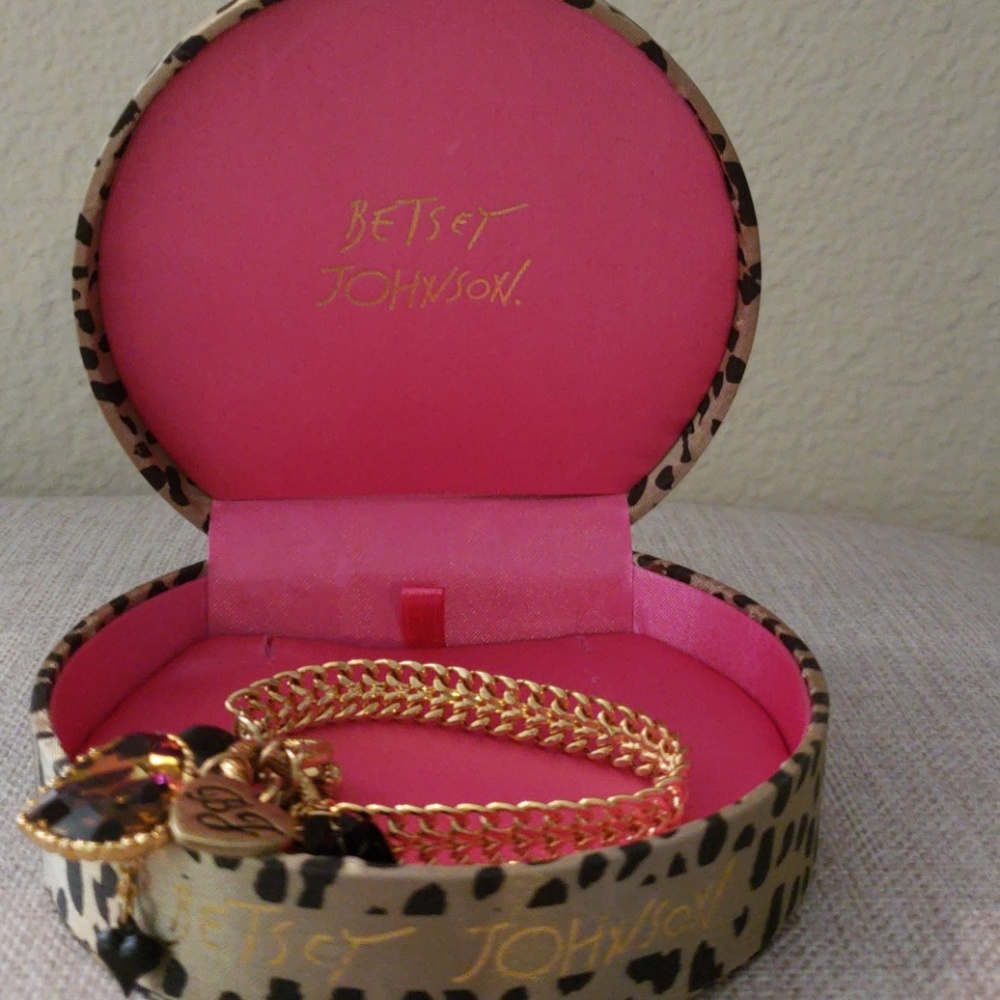 Betsy Johnson Bracelet - Picture 2 of 4